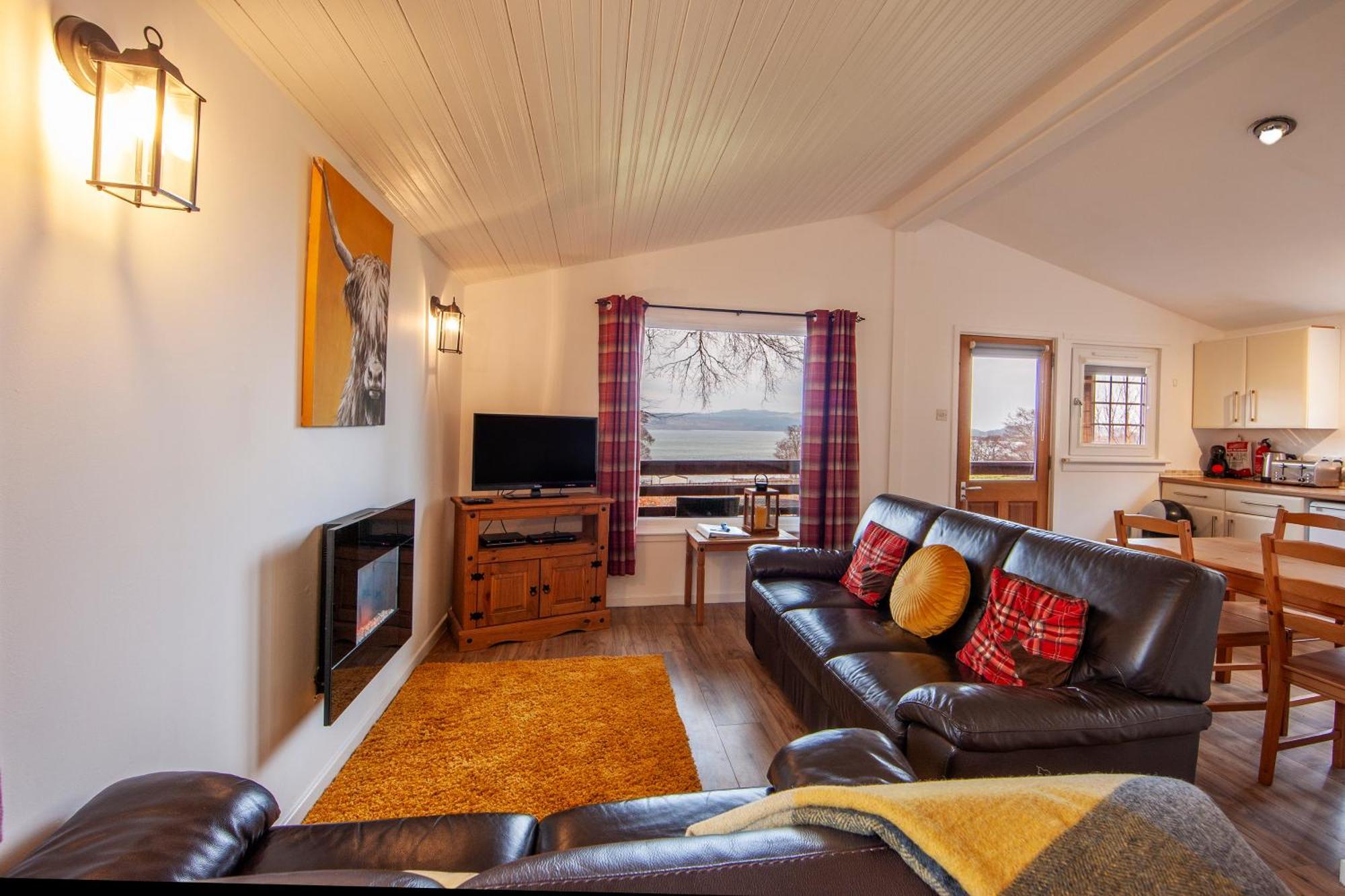 Appin Holiday Homes -Caravans, Lodges, Shepherds Hut And Train Carriage Stays Экстерьер фото