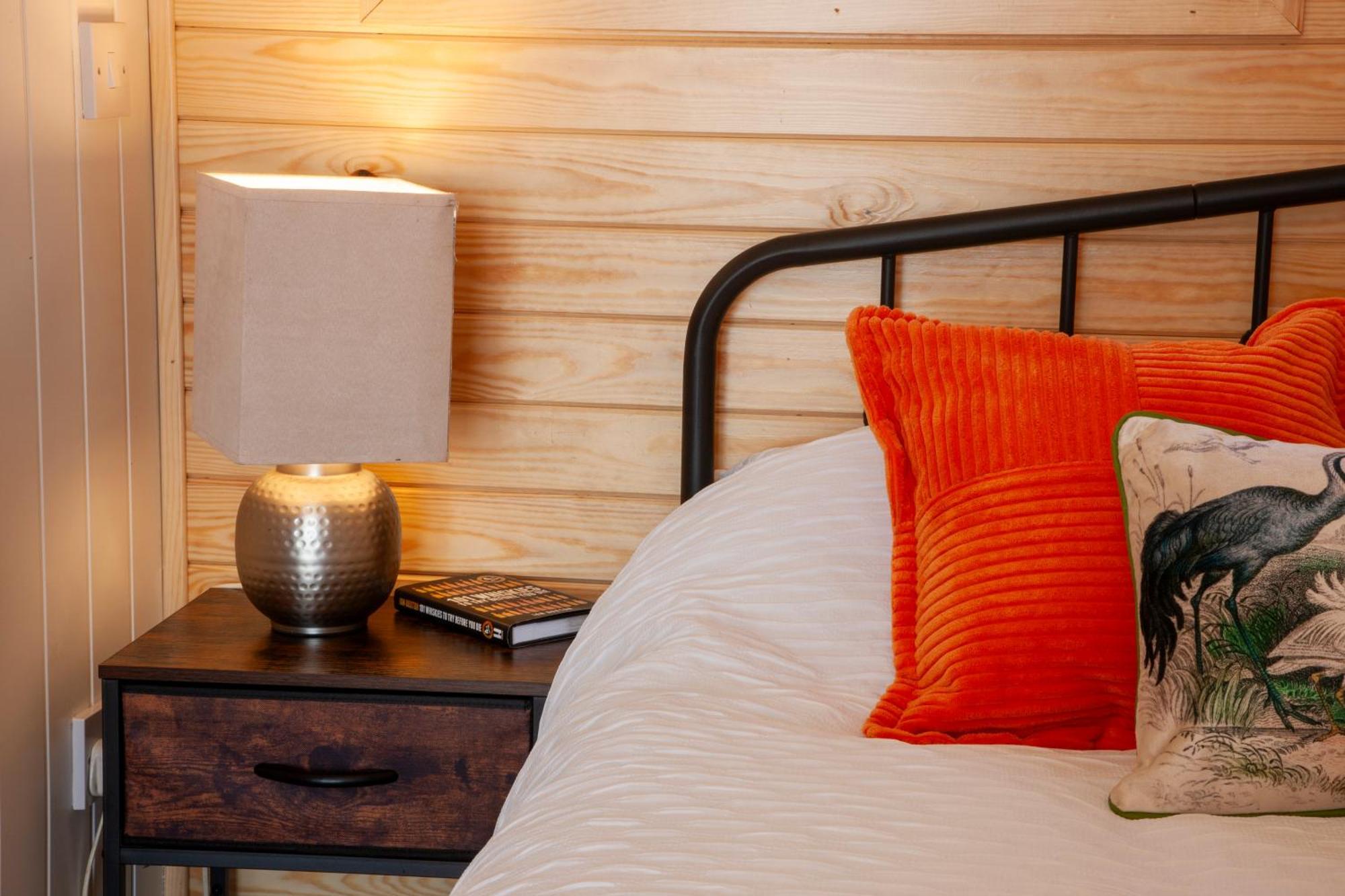 Appin Holiday Homes -Caravans, Lodges, Shepherds Hut And Train Carriage Stays Экстерьер фото