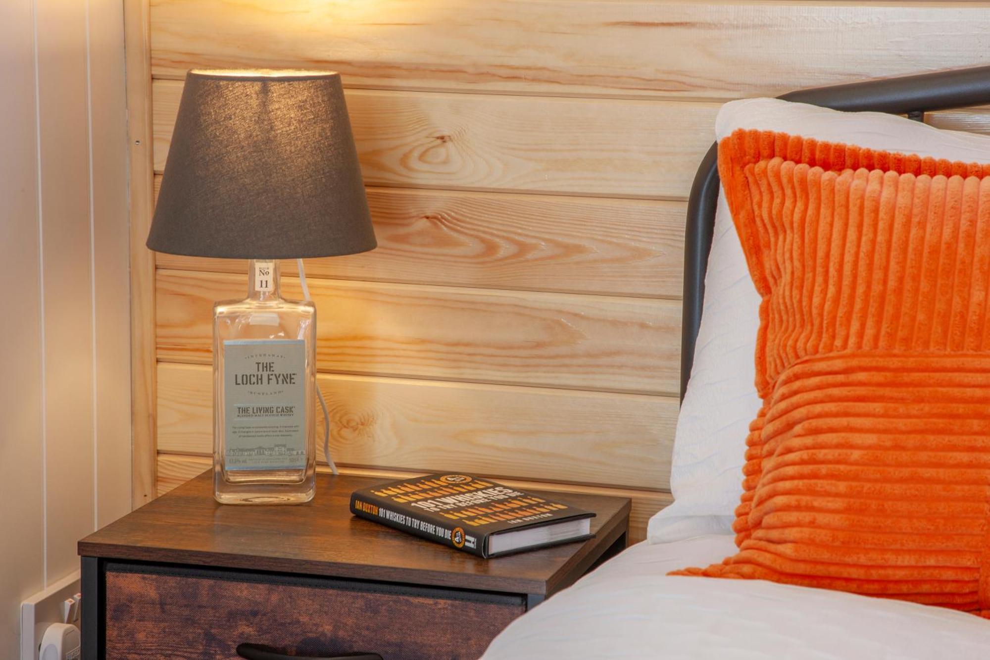 Appin Holiday Homes -Caravans, Lodges, Shepherds Hut And Train Carriage Stays Экстерьер фото