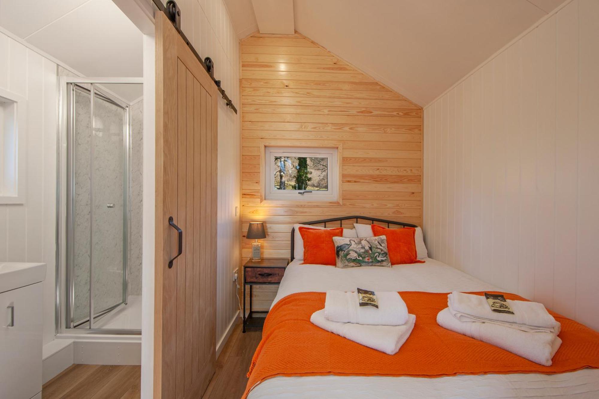 Appin Holiday Homes -Caravans, Lodges, Shepherds Hut And Train Carriage Stays Экстерьер фото